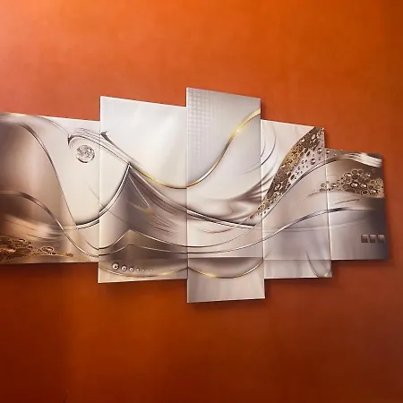 Hotel Le Sully 2*